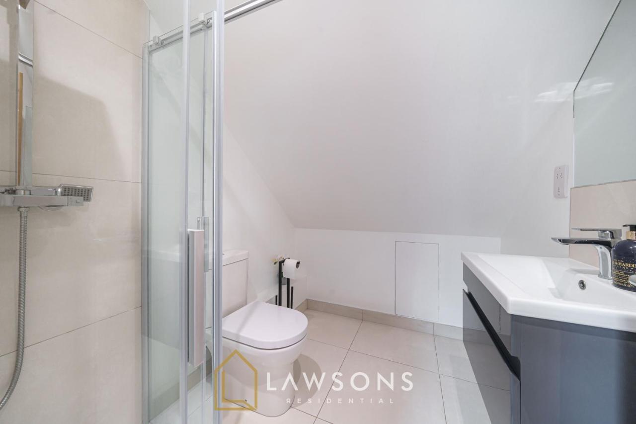 Loft Living By Lawsons With Parking Windsor Exterior foto
