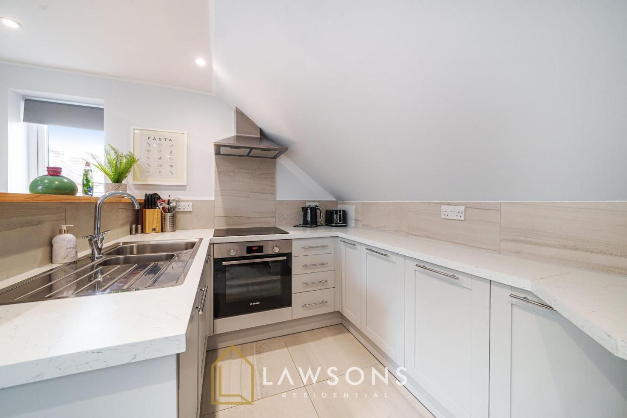 Loft Living By Lawsons With Parking Windsor Exterior foto