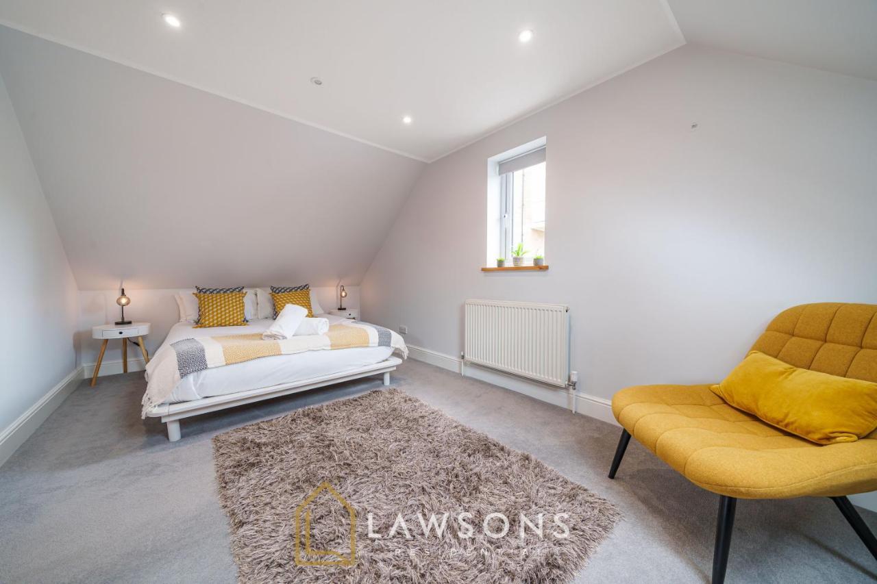 Loft Living By Lawsons With Parking Windsor Exterior foto